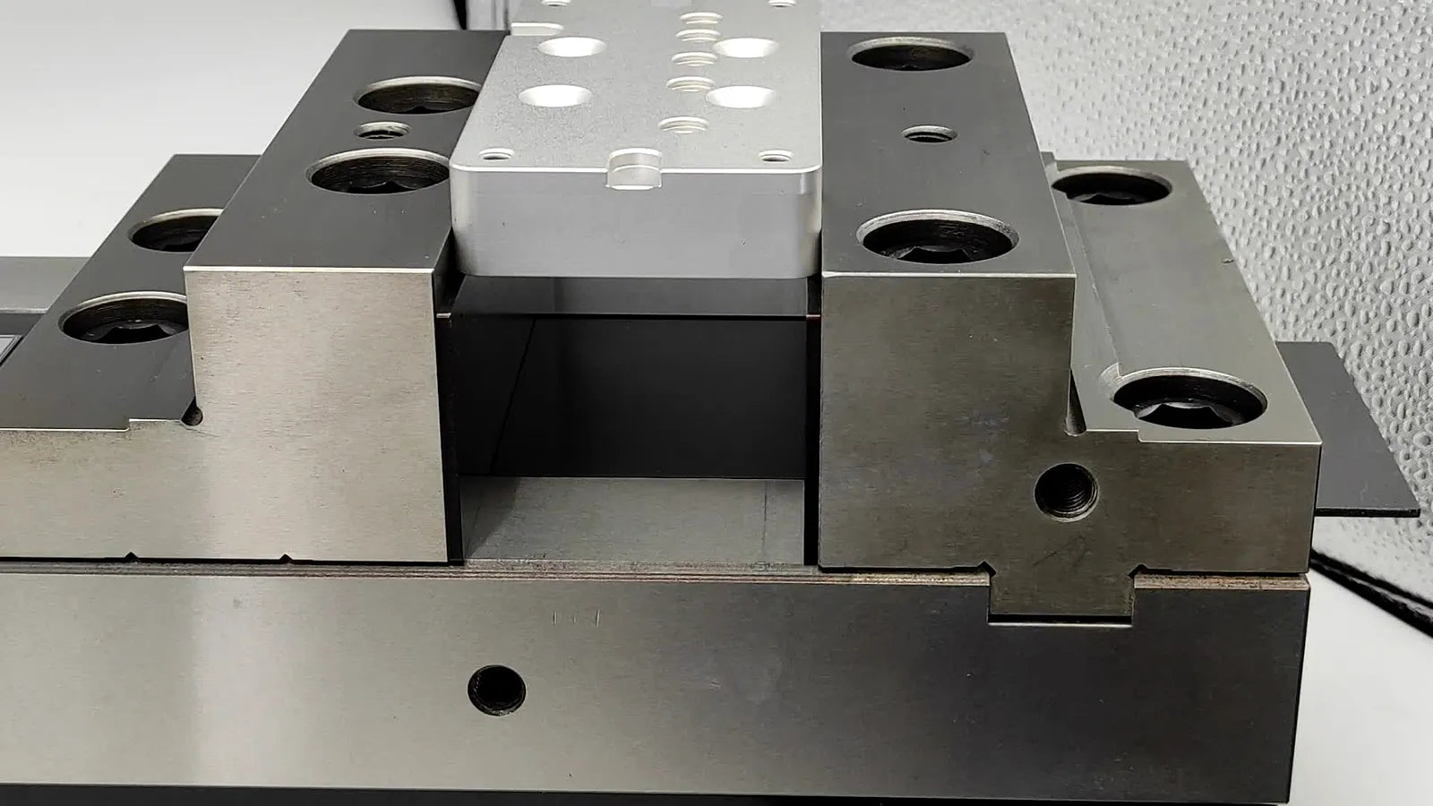 Magnetischer Werkstück positionier Anschlag